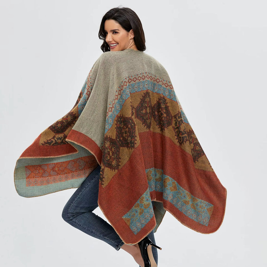Poncho femme d'hiver à triangles