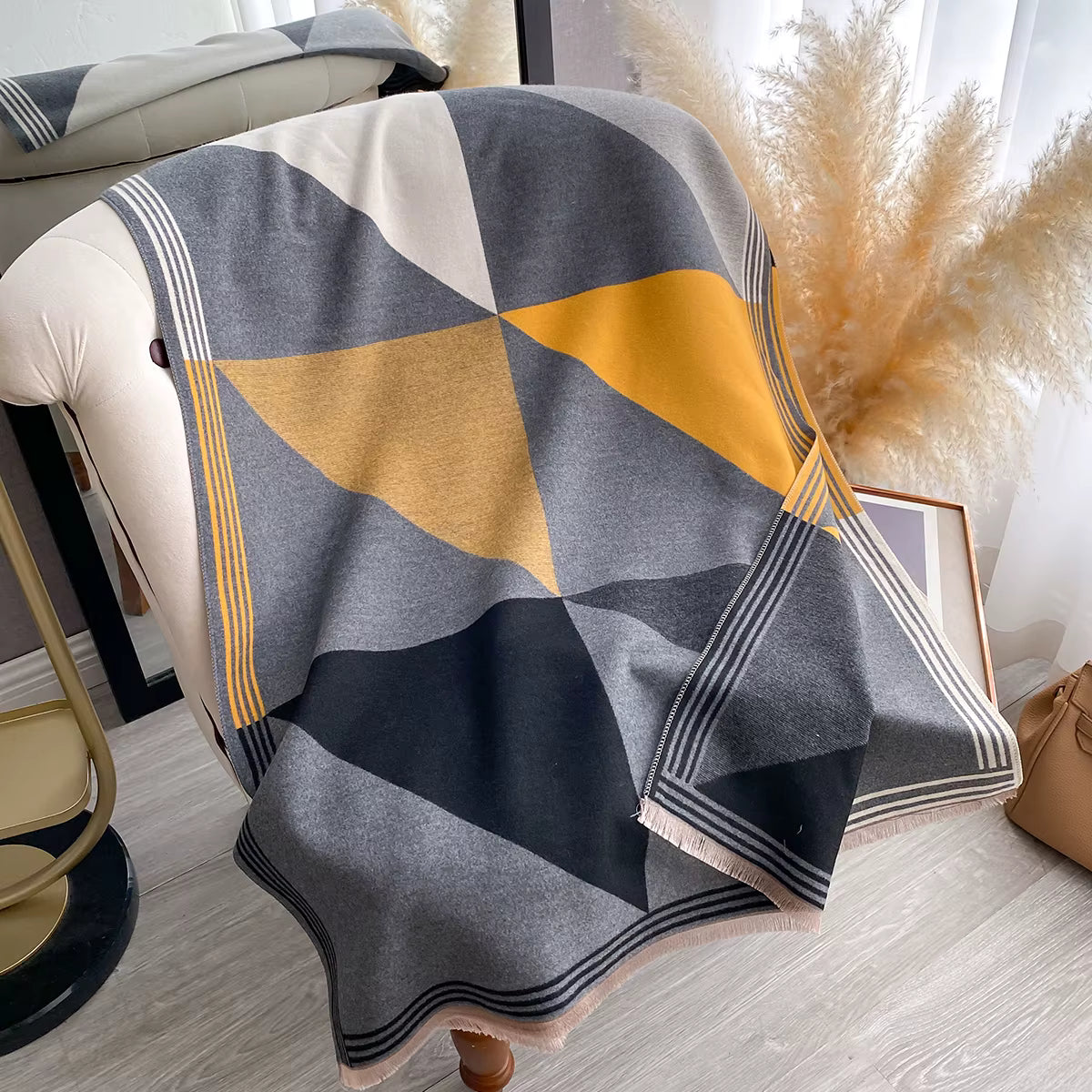 Poncho pour femme ouvert à grand carreaux
