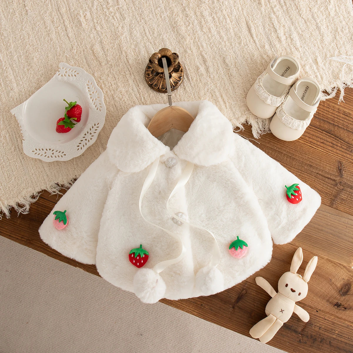 Poncho manteau bébé et enfant fraise