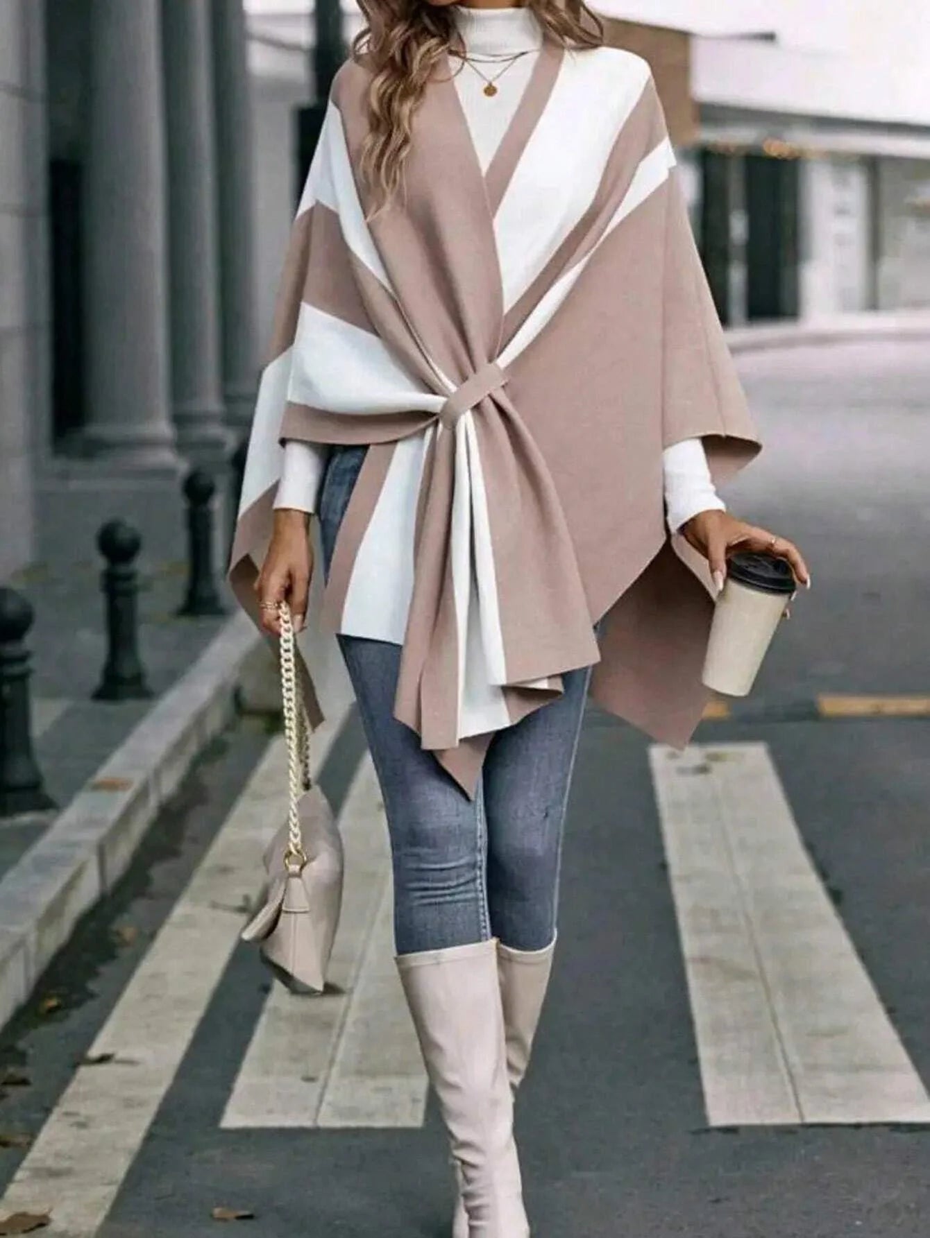 Poncho pour femme style luxueux rayé
