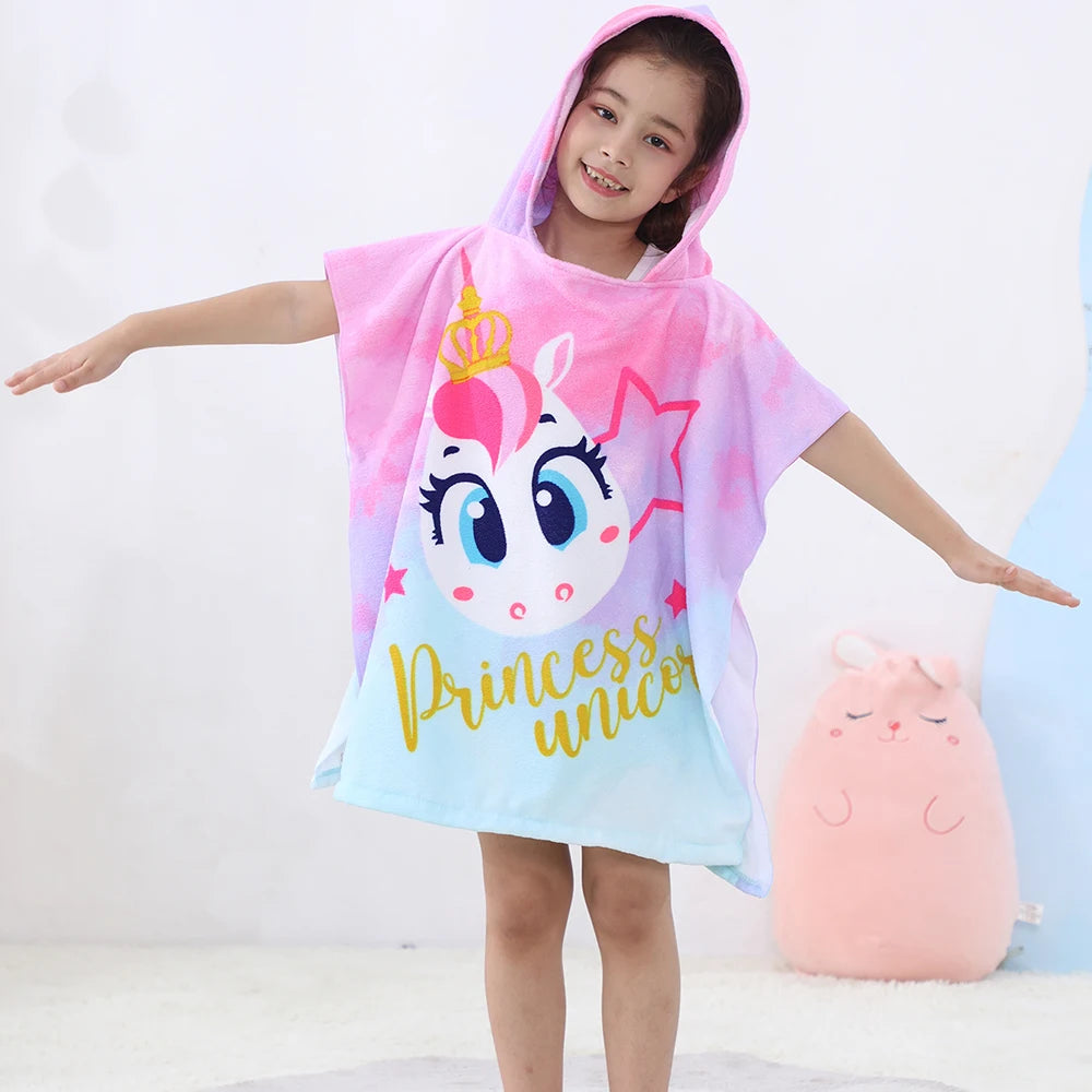 Poncho serviette cartoon de piscine pour enfant