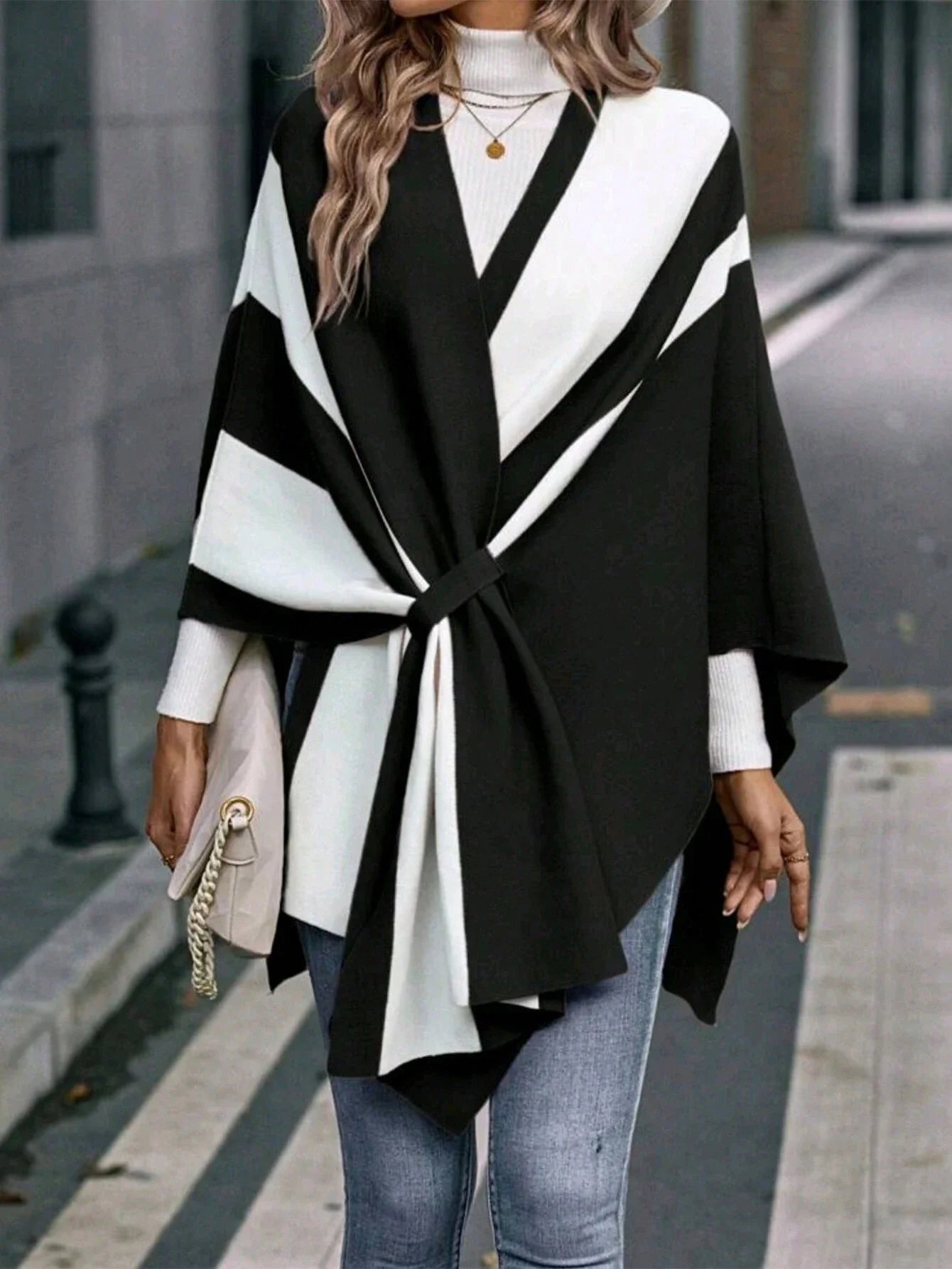 Poncho pour femme style luxueux rayé
